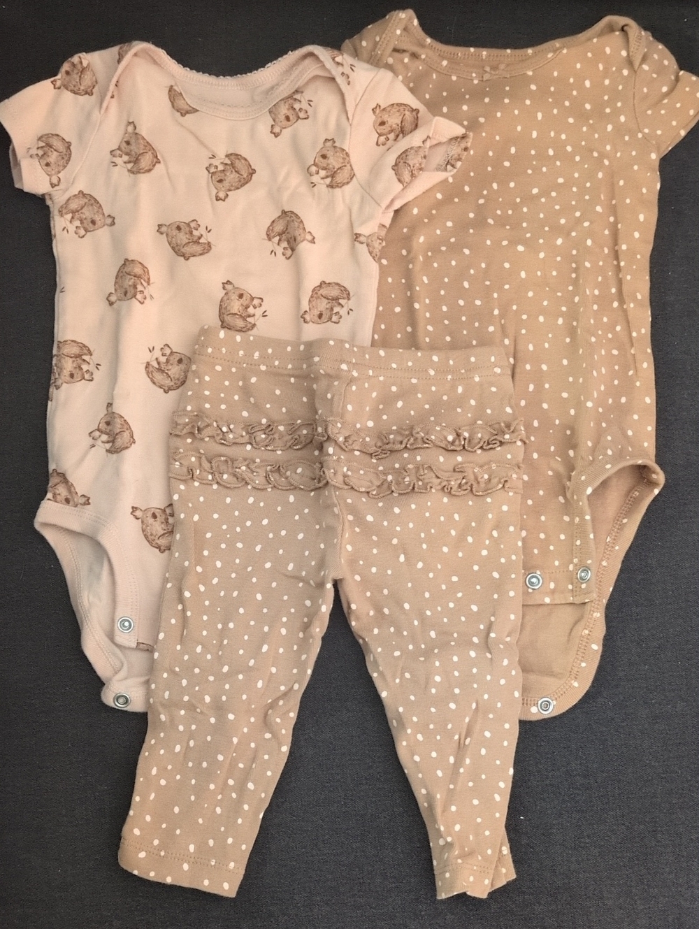 EUC Carter's Matching Set Tan & Pink Polka Dot Koala Onesies & Ruffle Legging 9M